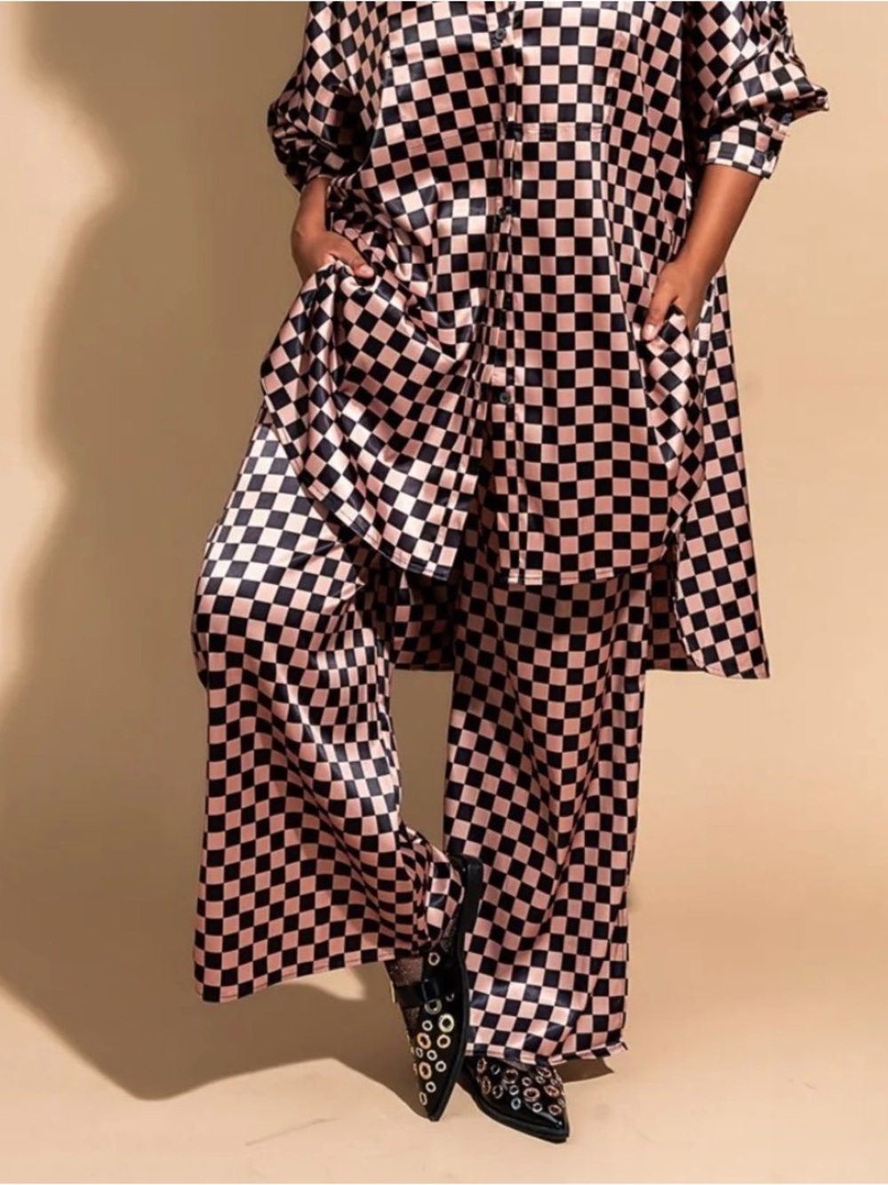 Women's Tan & Black Check Wide-Leg Pants